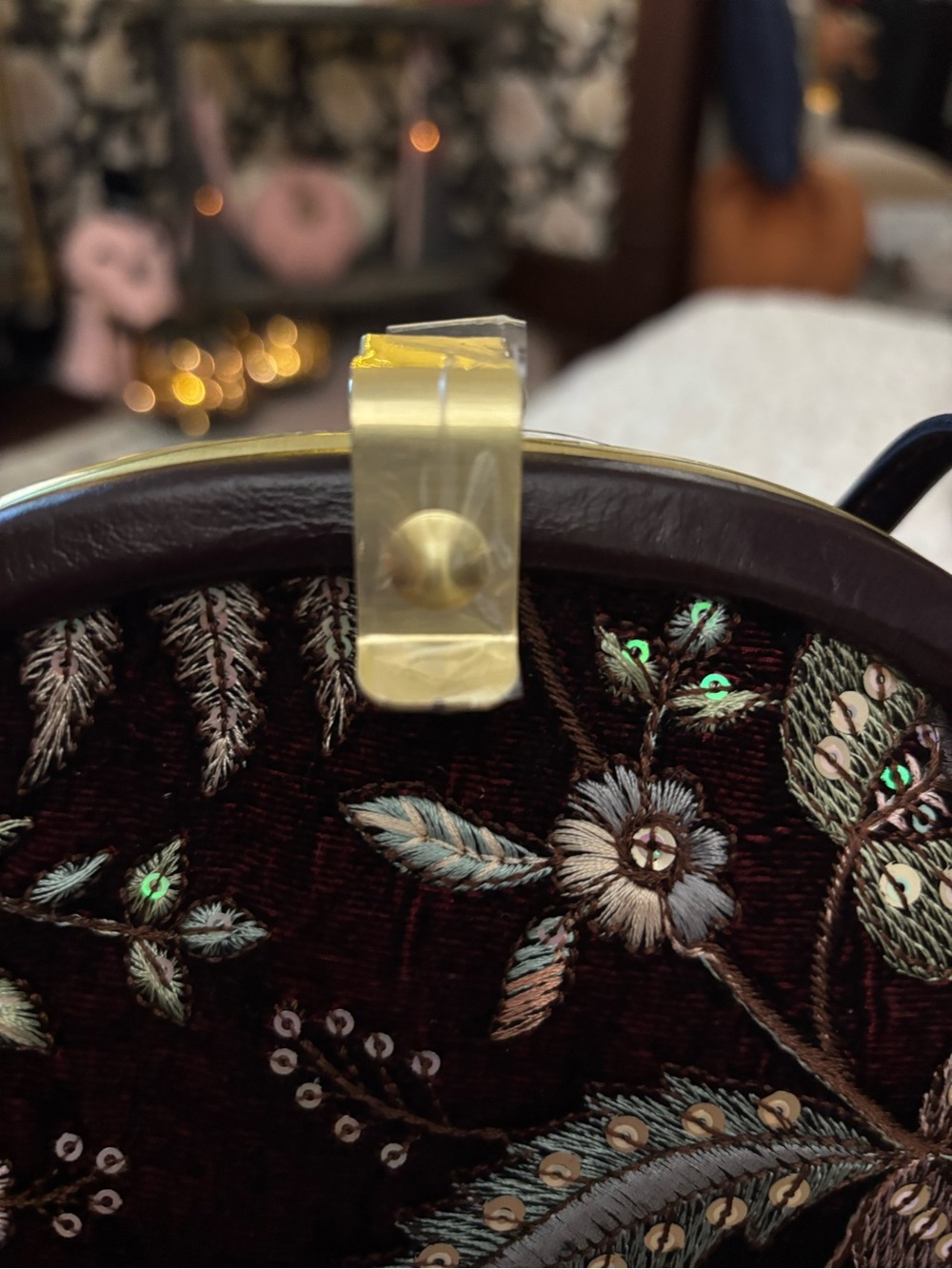 SOLD-Patricia Nash Portafina Frame Crossbody Burgundy Velvet Jacquard NWT - Picture 4 of 9